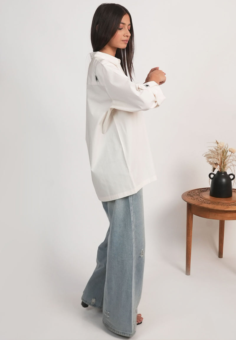 Spider Chic Oversized Shirt – Relaxed Silhouette